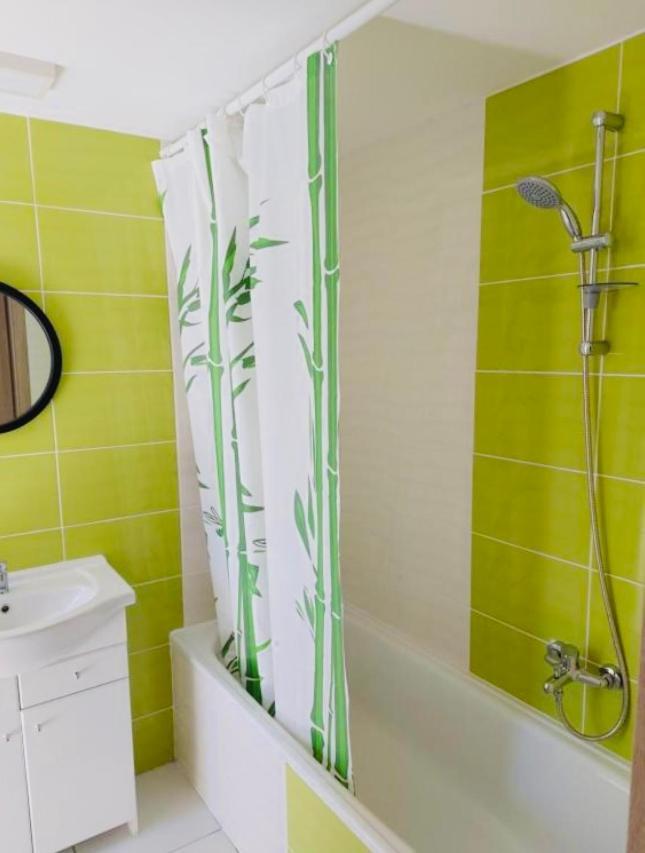 Jokai Apartman Komarno Bagian luar foto